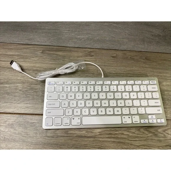 Macally SLIMKEYCA Wired USB Keyboard Mac Silver White Excellent Compact Design