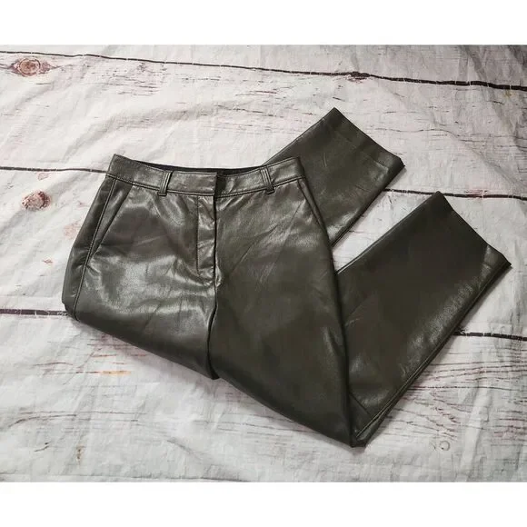 Aritzia Babaton Command Vegan‎ Faux Leather  Pants Size 6