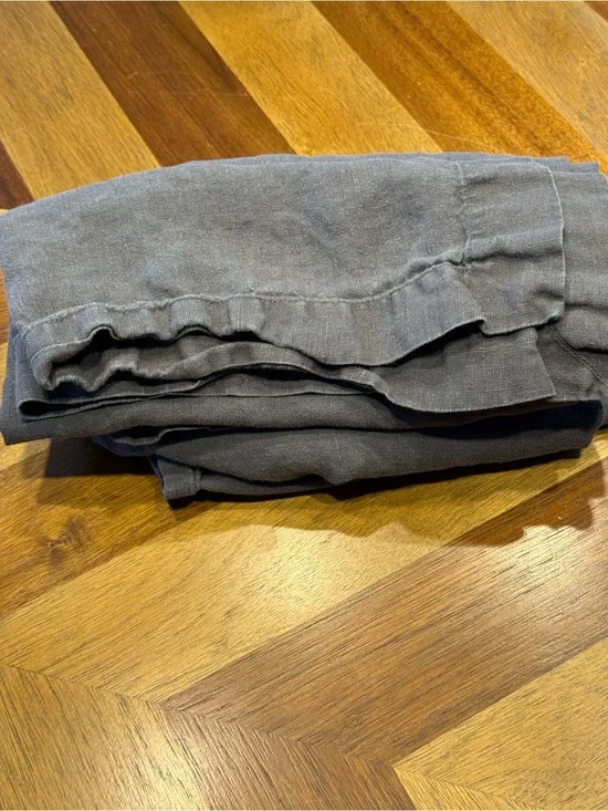 Pottery Barn Gray Linen Napkins set of 4