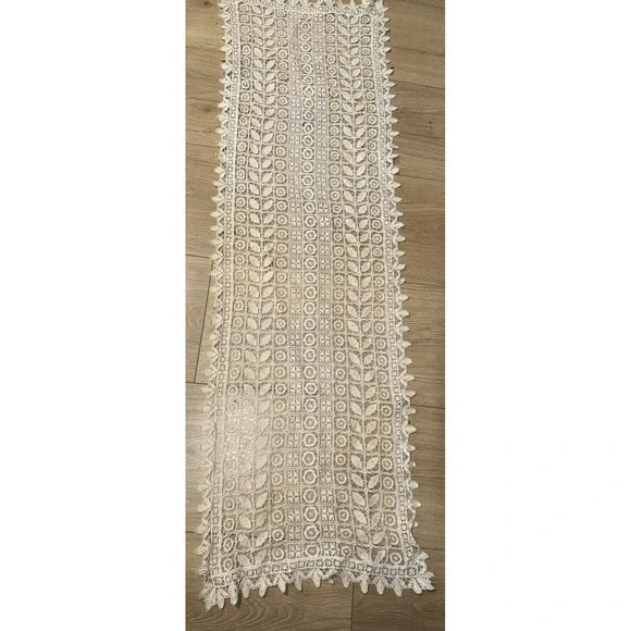 Vintage beige and cream color decorative FLORAL LACE theme table runner 41