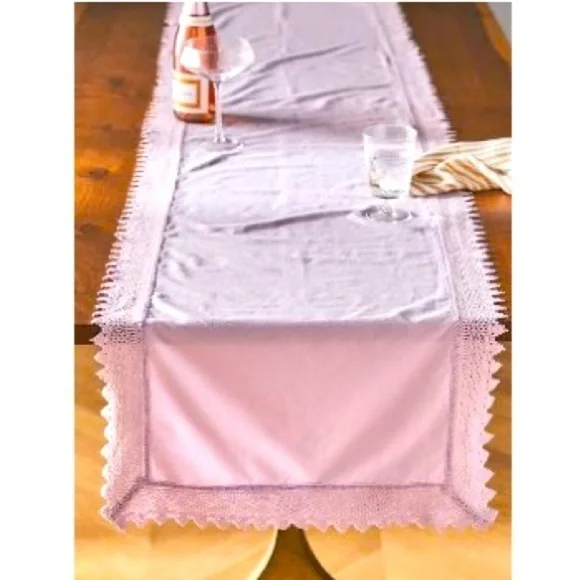 Gorgeous NIB Anthropologie Lilac Marietta Table Runner 16”x 90”