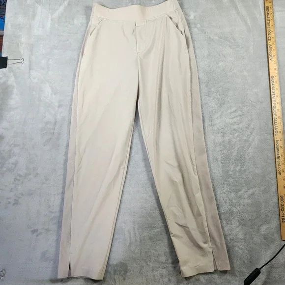 Athleta‎ Pants Womens 2 Cream Brooklyn Ankle Mid Rise Slit Hem Pull On Pockets