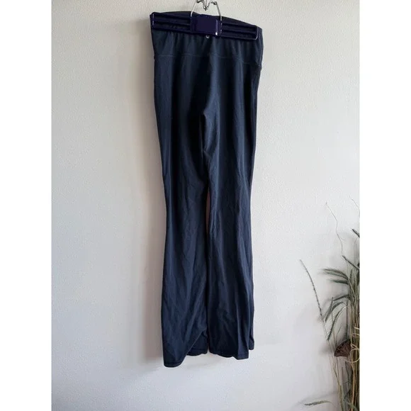 Tna TnaAction Women Medium Navy Blue Flare Yoga Pants High‎ Rise Slit Hem 2617