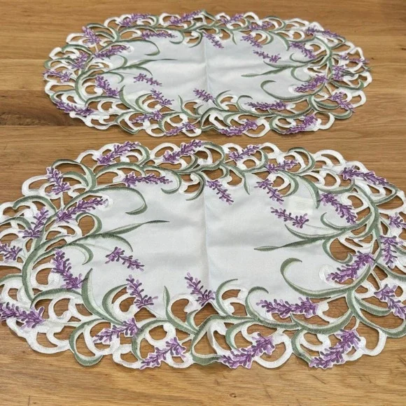 Lat Lavender Embroidered Placemats Set of 2 White Purple Floral Oval Country