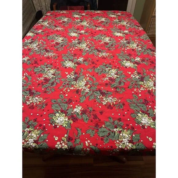 Vtg Spring Mills Christmas Tablecloth Cotton Red Green White Holly  50-1/2 X 66‎
