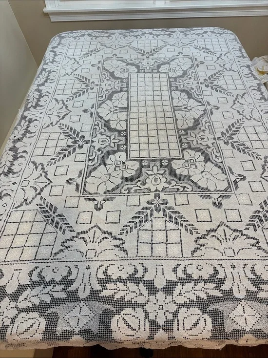 Elegant off White intricate Lace Tablecloth