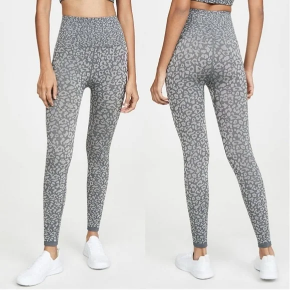 NWOT FREE PEOPLE MOVEMENT Gray Leopard Print Cropped Leggings