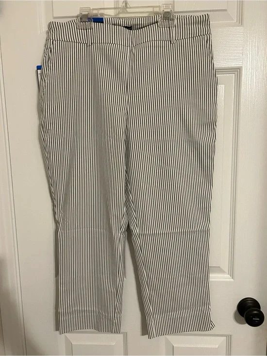 Hilary Radley Gray & White Striped Cropped‎ Chinos