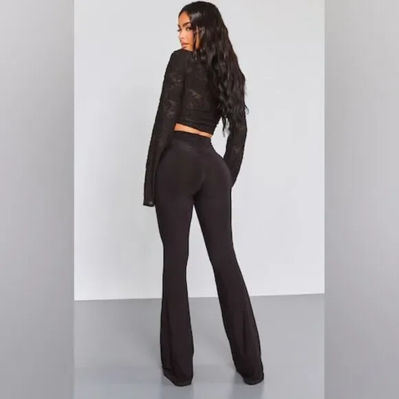 PrettyLittleThing Petite Black Flare Ruched Bum Slinky Pants Size 6 in black NWT