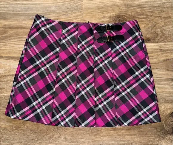 Lady Hagen Pink/Black Plaid Pleated Golf Skort with Buckle - size 12 - OD