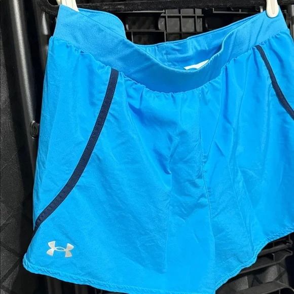 Under Armour Electric Blue Athletic Shorts. HeatGear. Loose. Women’s Large.