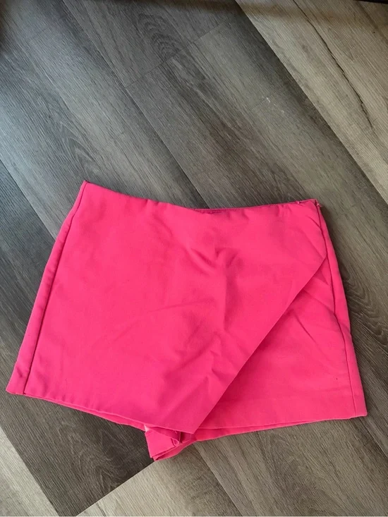 Zara Hot Pink Skirt