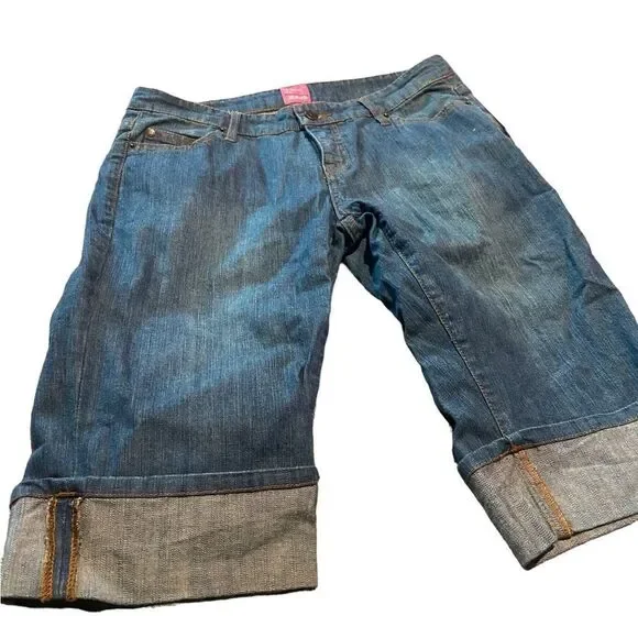 The Limited drew fit denim shorts new with tags size 6 G1