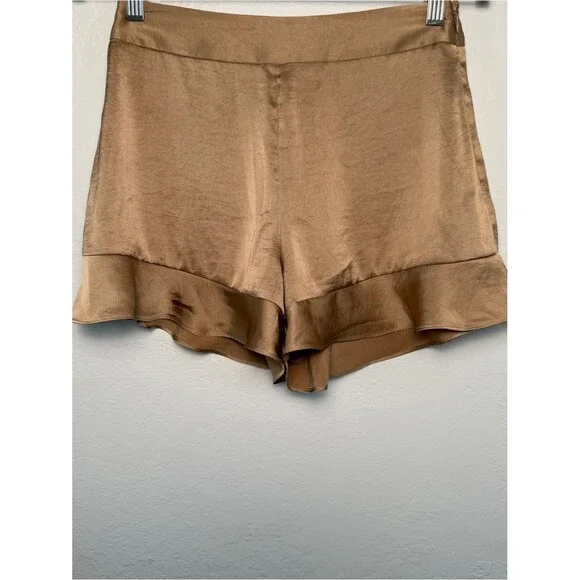 Aritzia Wilfred Arcadia Satin Shorts Size 4 Tan Ruffled Hem High Rise Glossy