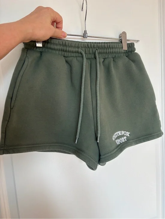 White Fox Sport sz XS Green Offstage Fleece Lounge Shorts Athletic Bottoms