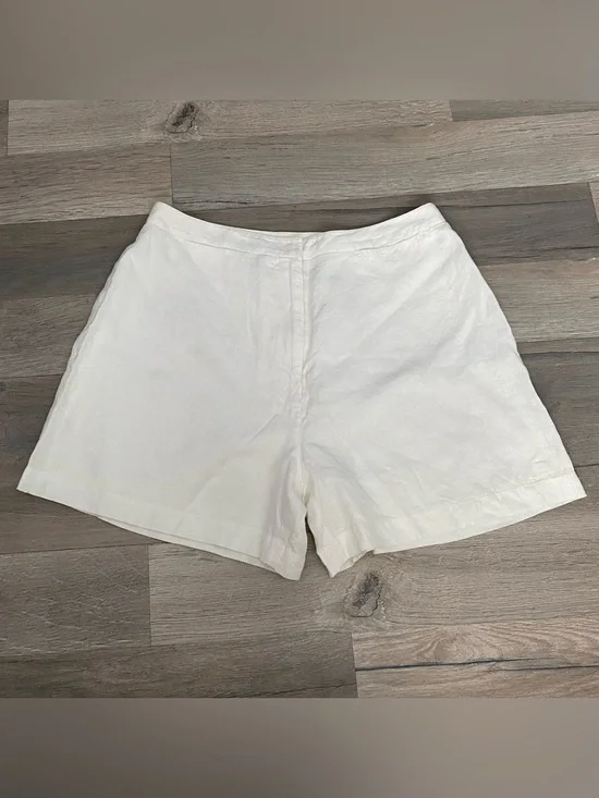 Vintage INC 100% Linen White High Rise Shorts Size 6 Old Money