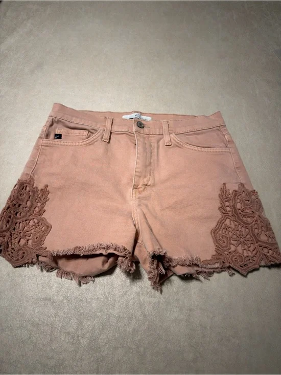KanCan Pink Lace Sassy Summer Denim Shorts Pink Mid Rise Womens 28