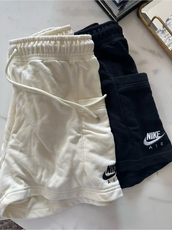 Nike Sweat Athletic Shorts black and yellow bundle x 2 size medium
