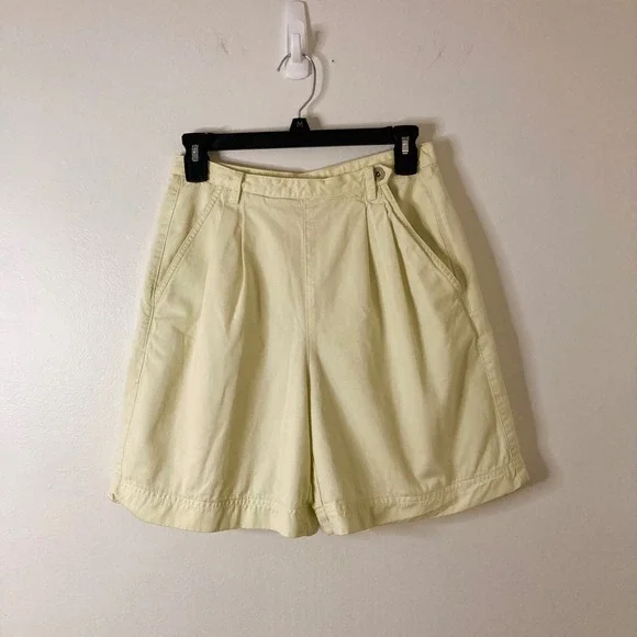 Liz Claiborne Lizwear Vintage 90s High Waisted Pleated Shorts Yellow Cotton 4
