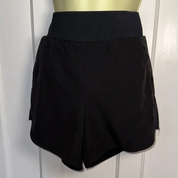 Tek Gear Drytek Black Polyester/Spandex Athletic Shorts‎