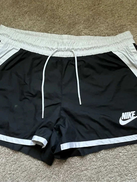 Nike Black and White Women's Athletic Shorts with Drawstring