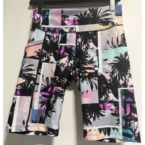 Calvin Klein Women's Colorful Palm Trees Athletic Biker Shorts Size Medium