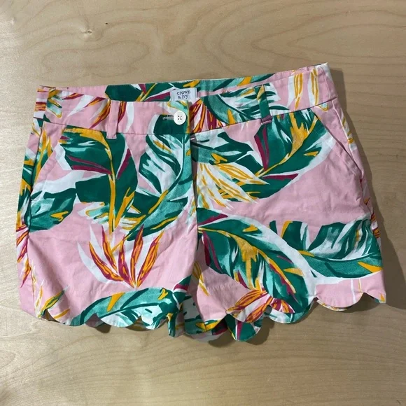 Crown & Ivy Pink and Green Tropical Print Women Shorts 10 Shelby (B)