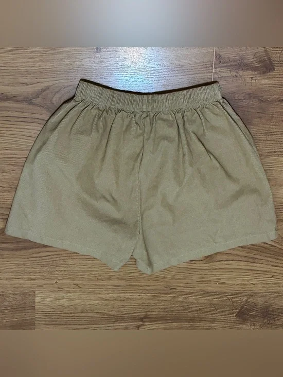 Urban Renewal Women’s Corduroy Pull-On Shorts S/M Sun Yellow NWT $45