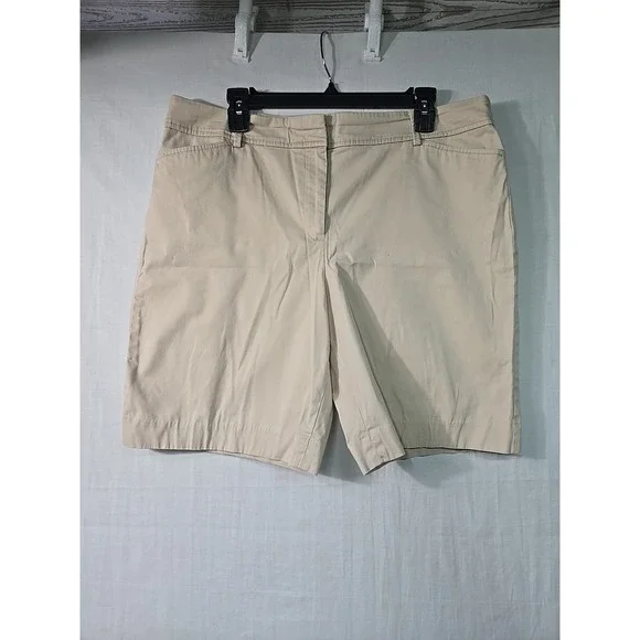 Talbots Perfect Short 8 1/2 Inch Bermuda Shorts Beige Tan Women's 14 High‎ Rise