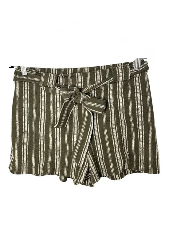 No Boundaries Green White Striped Tie Waist Shorts Size Large 11-13