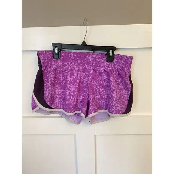 Nike Dri-Fit Shorts Women's‎ Purple  Elastic Waist Size Medium