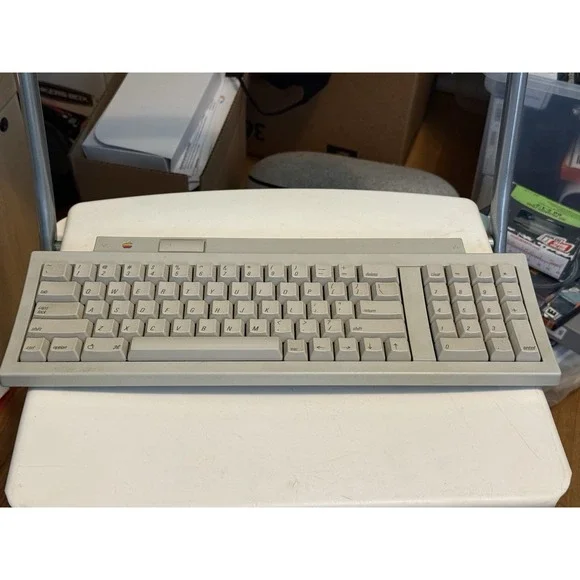 Apple Desktop‎  Keyboard II No Cable , Great Vintage Item  ( Untested)