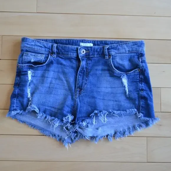 H&M Cut Off Denim Blue Jean Shorts Size 12