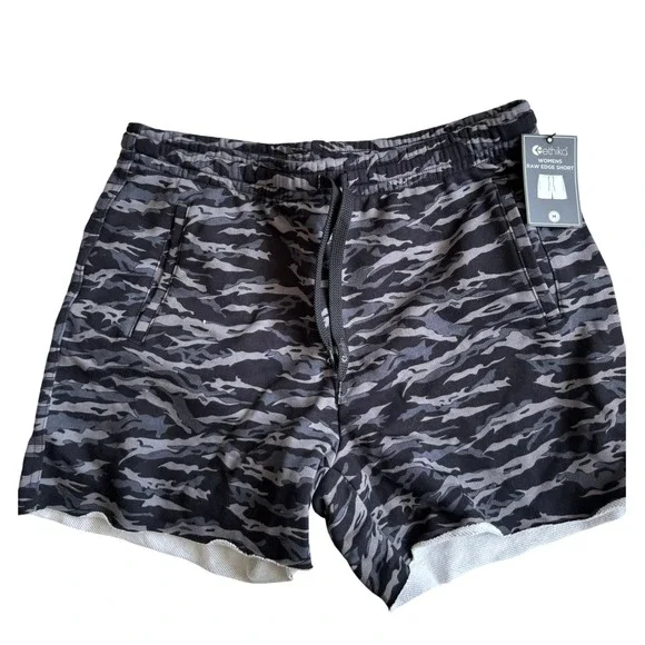NWT Ethika Women's Black Camouflage Print Raw Edge Shorts‎ Size Medium