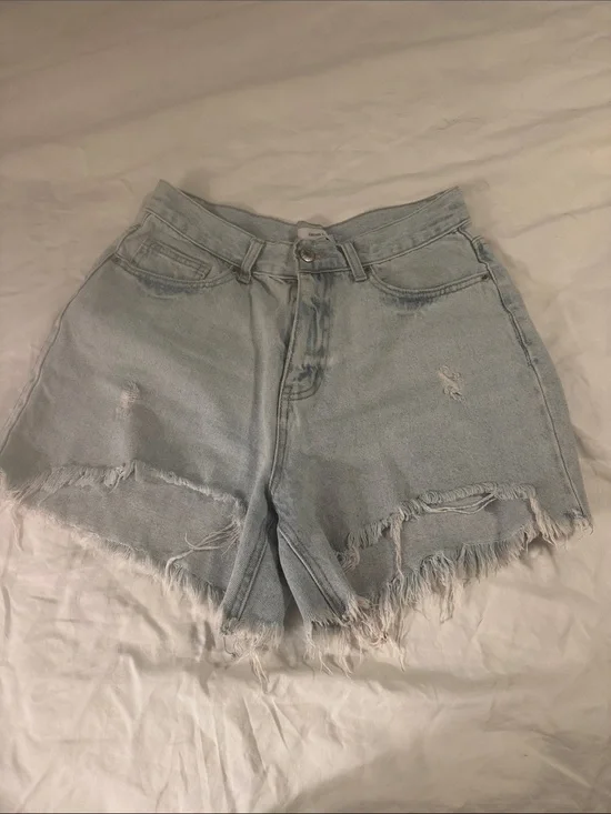 Forever 21 Light Wash Distressed High-Rise Denim Shorts