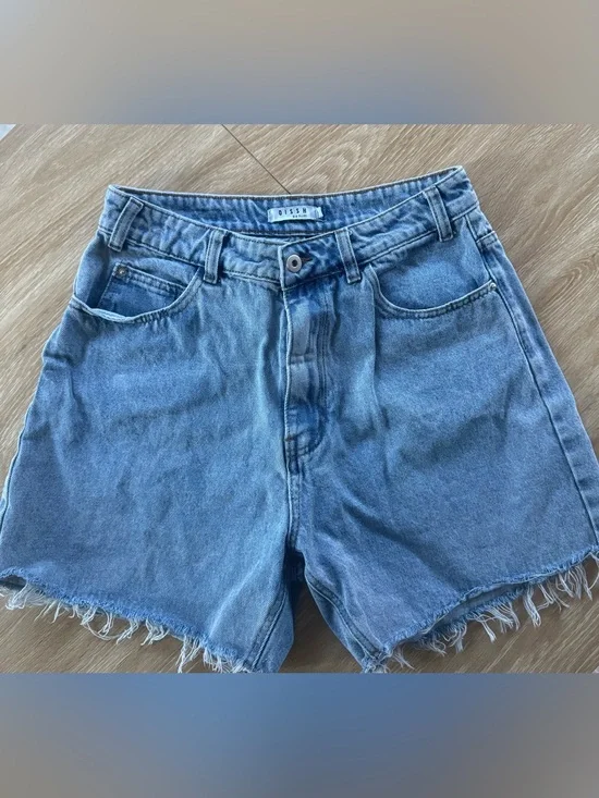 DISSH Vintage Light Blue High-Rise Frayed Hem Denim Shorts 100% Cotton