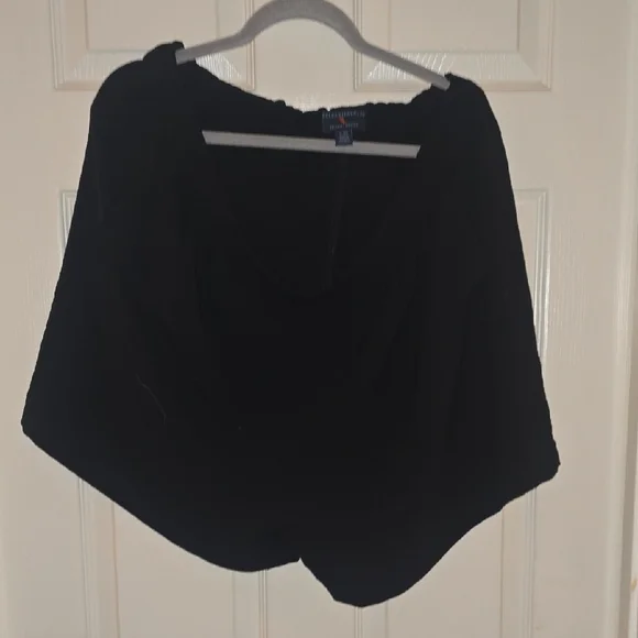 Black‎ Women's Shorts
