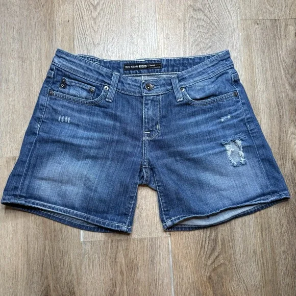 Big Star 1974 Women shorts Size 27‎ Remy Low Rise Fit denim