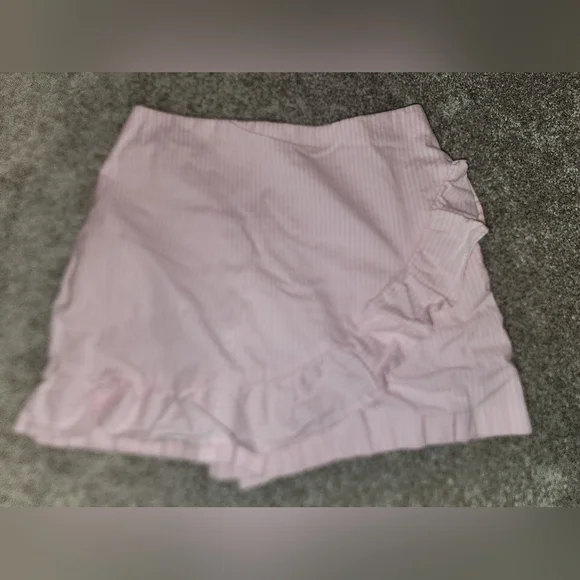 Preowned Lilly Pulitzer pink and‎ white gingham shorts size 0