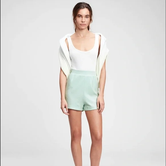 NWT GAP High Rise Towel Terry Shorts‎ - Quince Green