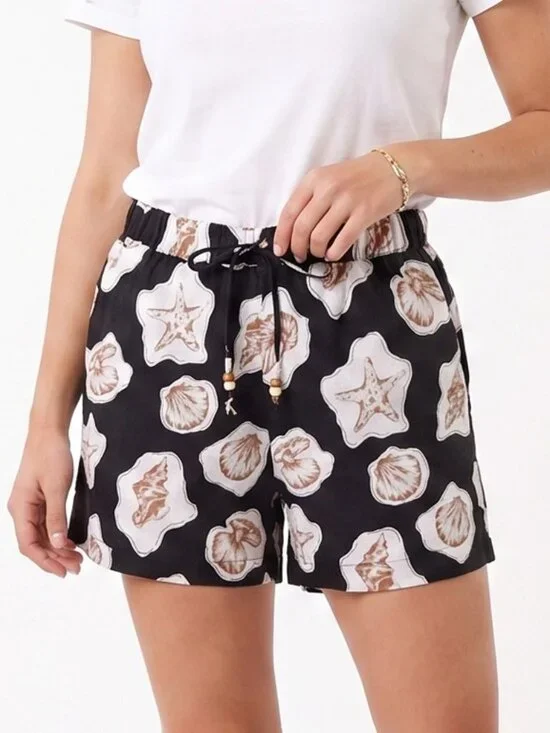 Nicole Miller 100% Linen Shorts Black Seashell and Starfish Print