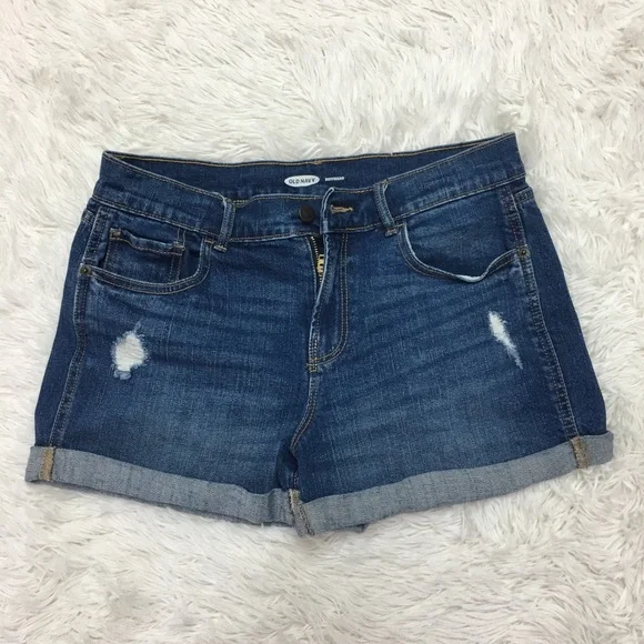 Old Navy Boyfriend Denim Distressed Shorts Size 6