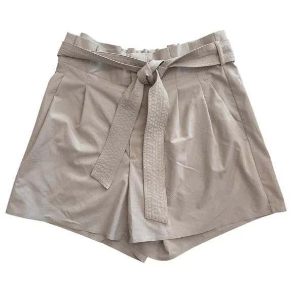 Athleta Skyline Short II Tan Paperbag Waist Tie Belt Shorts Womens Size 6