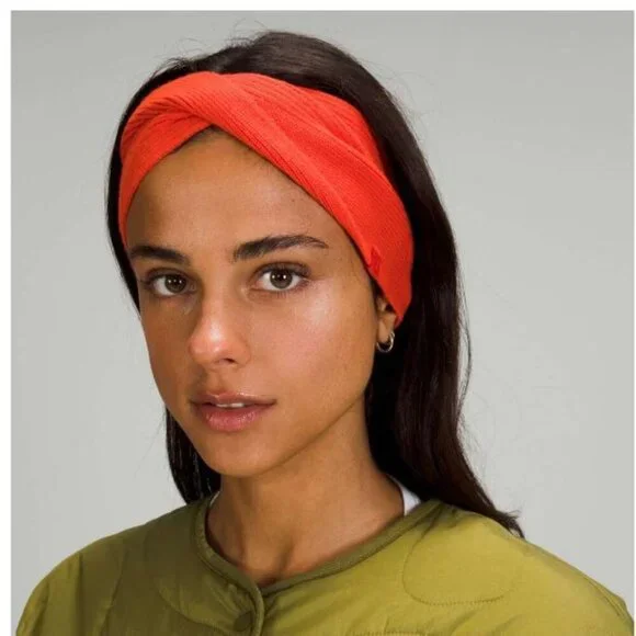 Lululemon Twist Knit Ear Warmer NWT