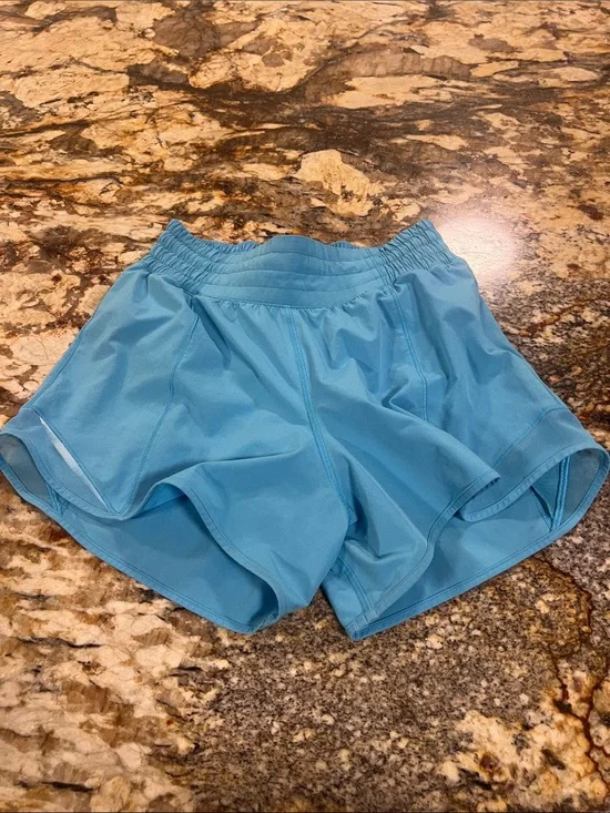 Lululemon Hotty Hot High-Rise Lined Short 4