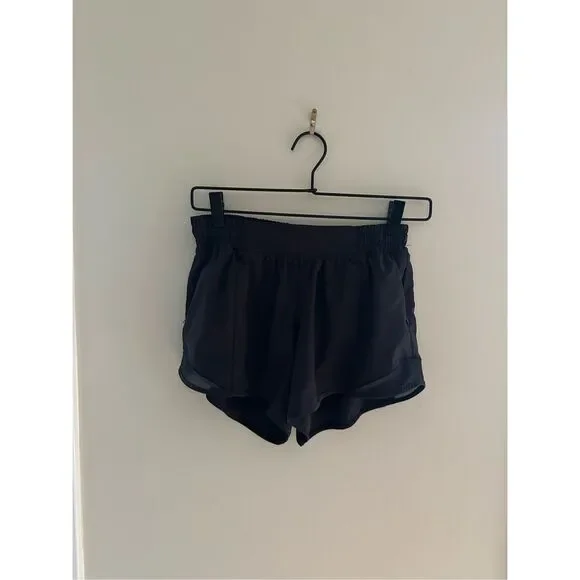 Lululemon Size 6 Shorts Black  Womens