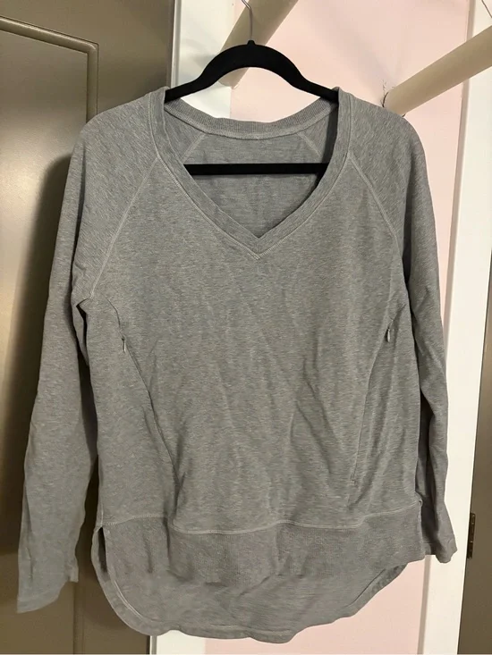 Gray Lululemon long sleeve sweatshirt