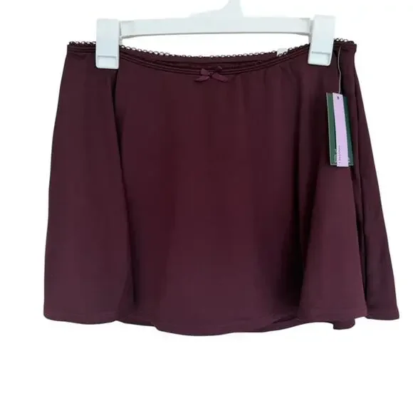 Wild Fable Burgundy Satin Feel Skort - Large - New with Tags