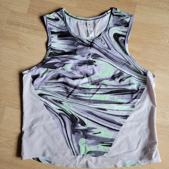 Lululemon Ventilated Running Gym Yoga Athletic‎ Tank Top Size 6