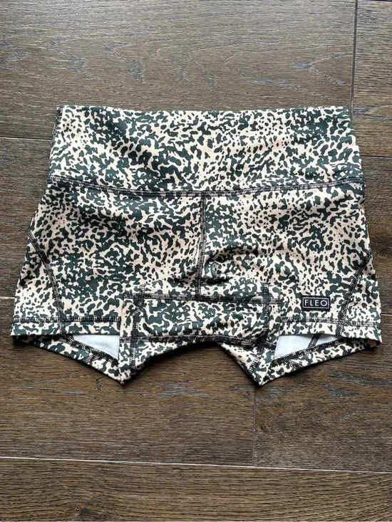 Fleo Apex Contour Shorts